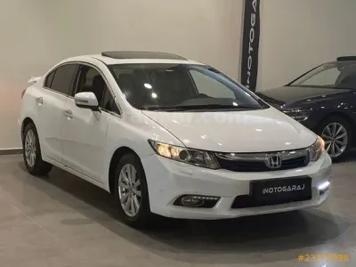 Honda Civic 1.6 i-VTEC ECO Elegance