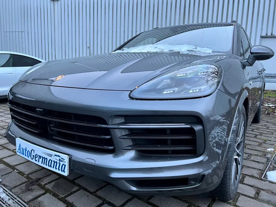 Porsche Cayenne e-Hybrid 462PS Coupe Matrix  Image 2